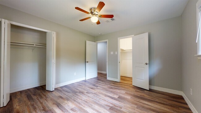 Building Photo - 14246 FM1314