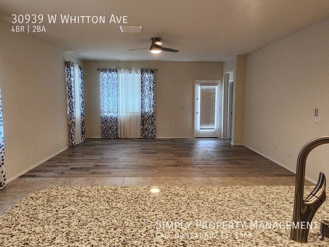 Building Photo - 30939 W Whitton Ave