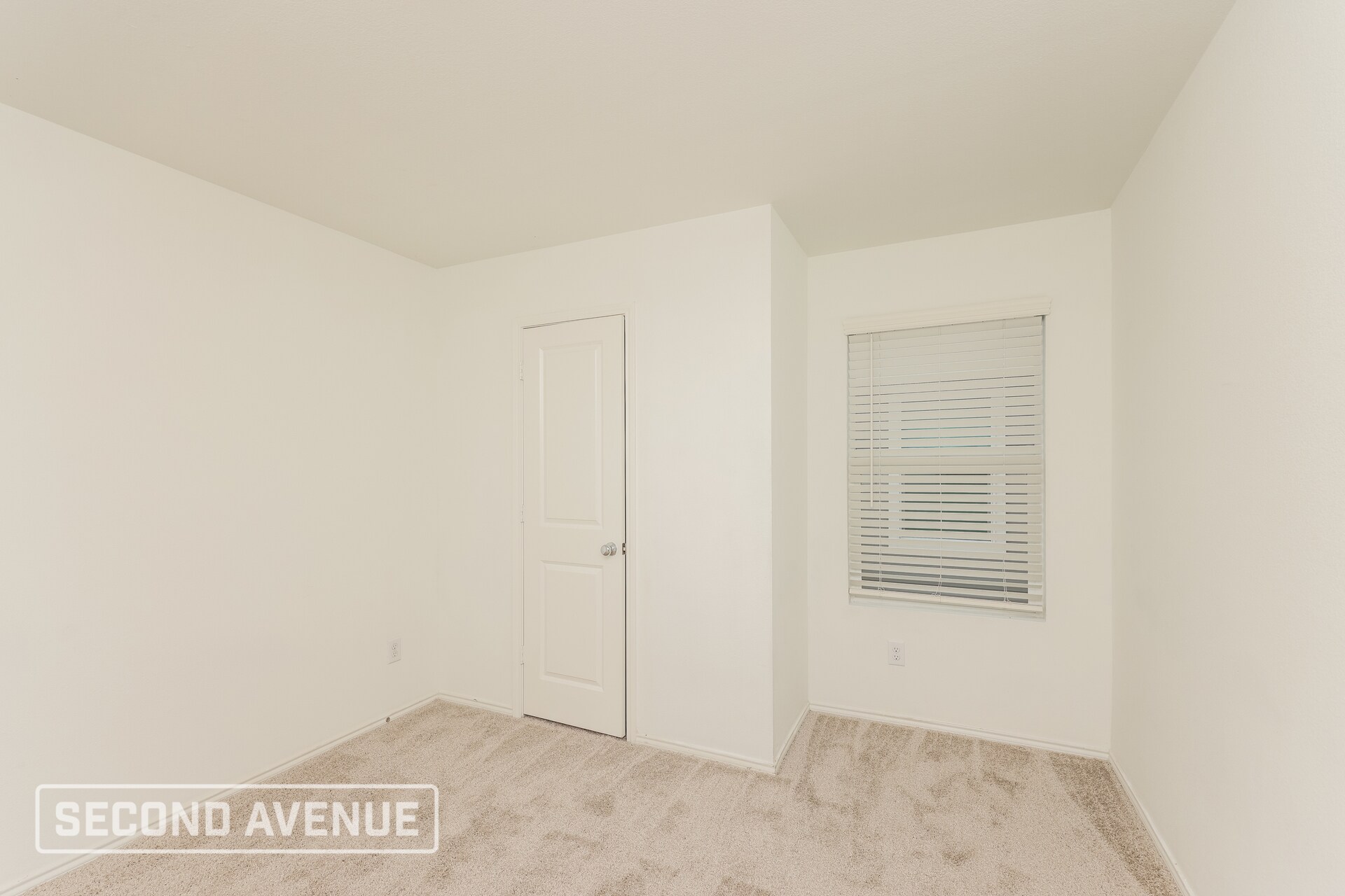 Building Photo - 6077 Determine Ln