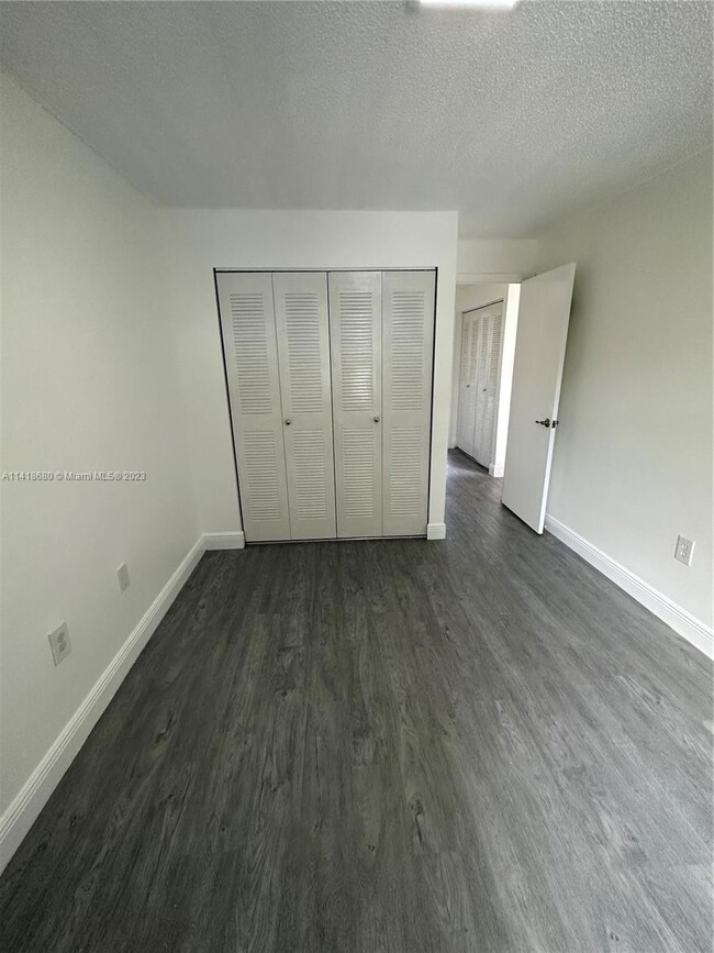 Building Photo - 2050 SW 122nd Ave