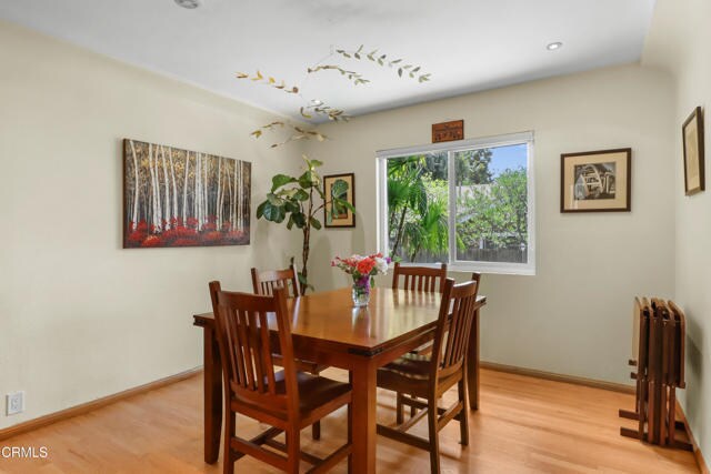Building Photo - 2520 Casitas Ave