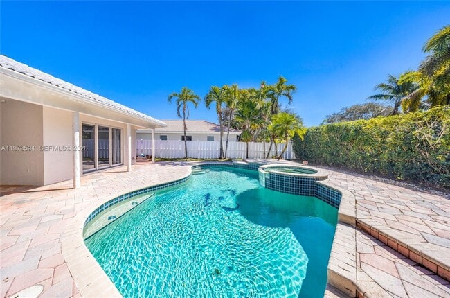 Building Photo - 13264 Lakeside Terrace