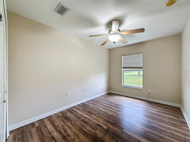 Building Photo - 725 Bittern Ln