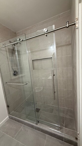 Building Photo - 1114 Capuchino Ave