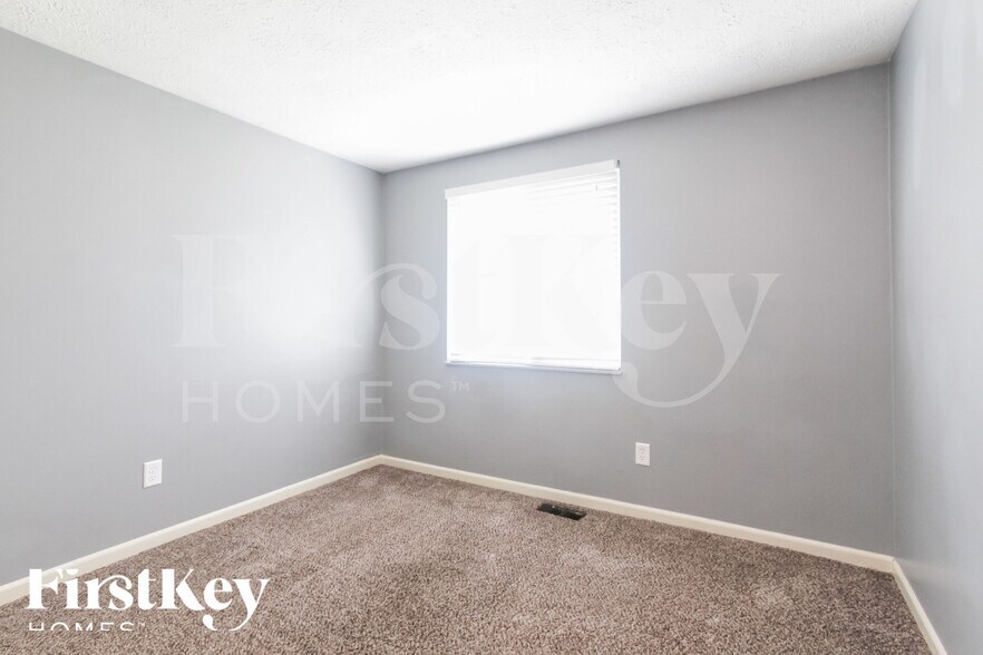 Building Photo - 5501 Furnas Ct