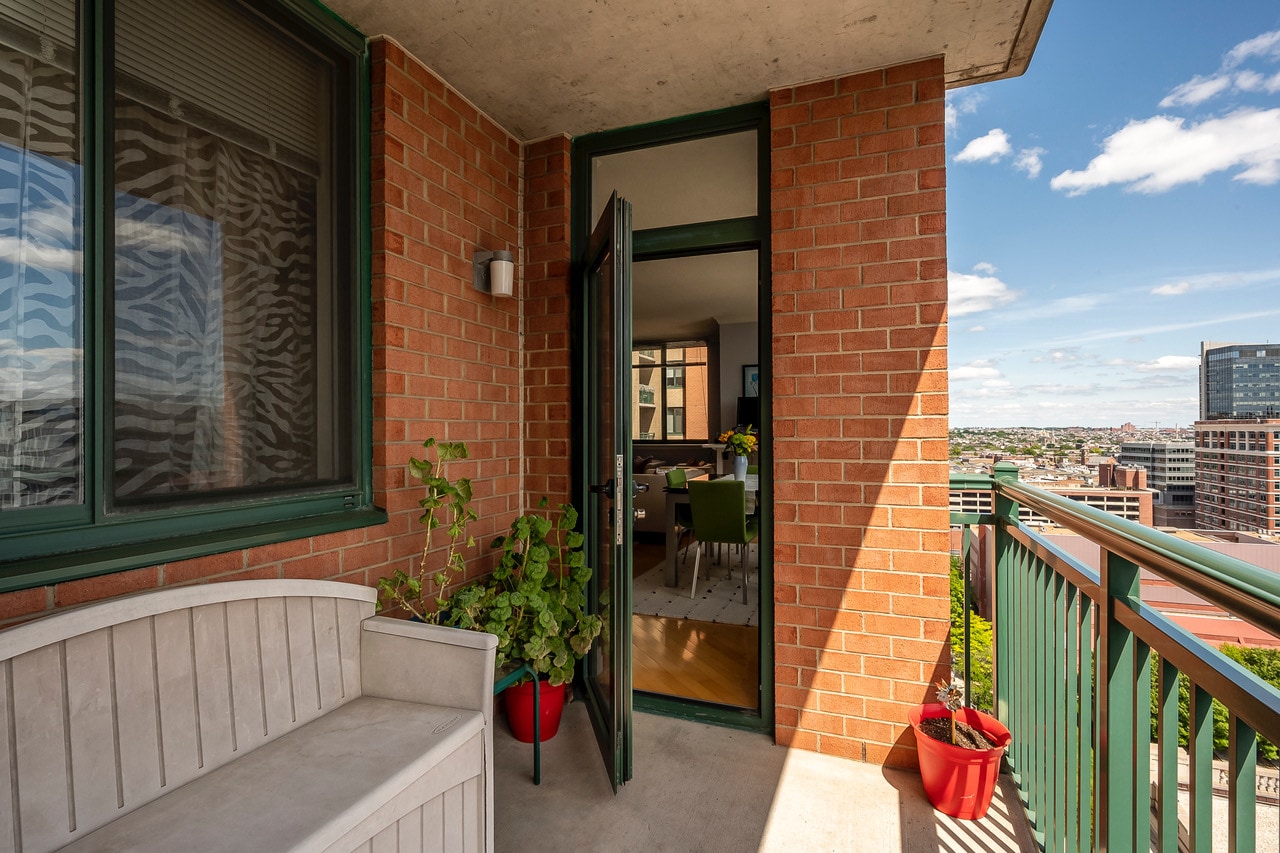 Balcony - 414 Water St