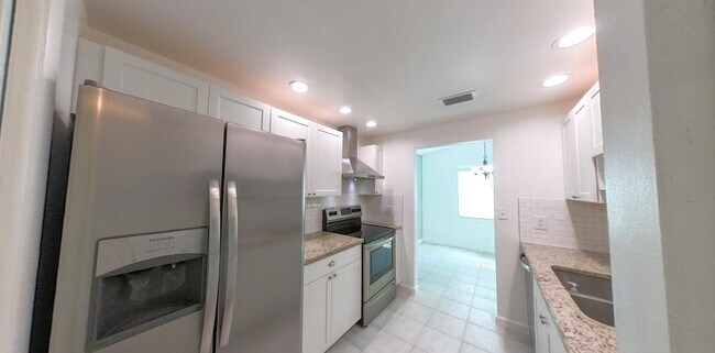 Building Photo - 1103 Harmony Way
