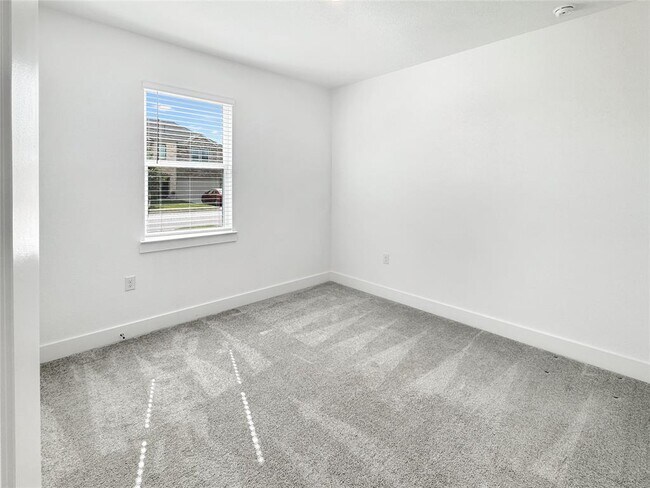 Building Photo - 1420 Carvin Wy