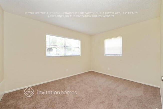 Building Photo - 9247 78th Ave N