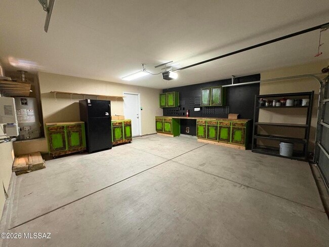 Building Photo - 10552 S Sunshower Way