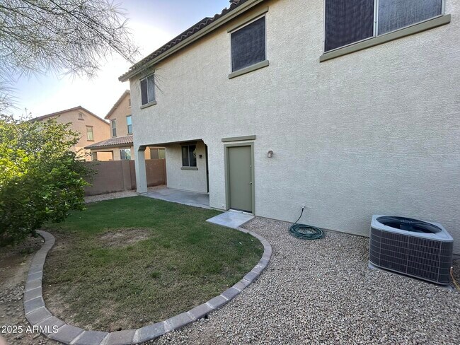 Building Photo - 8623 S 40th Dr
