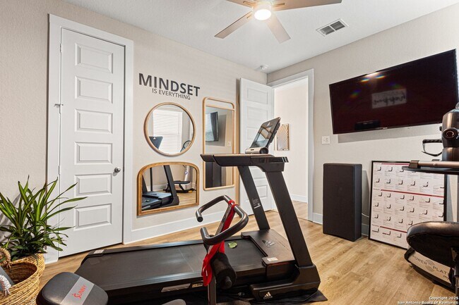 Building Photo - 12402 Mineshaft