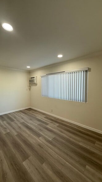 Building Photo - 607 S Humphreys Ave