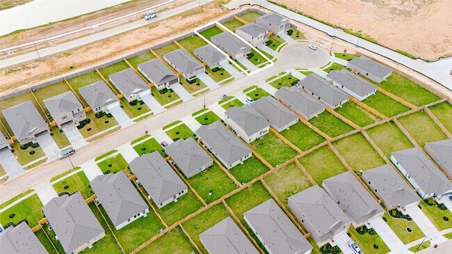 Building Photo - 16110 Domestic Dove Wy