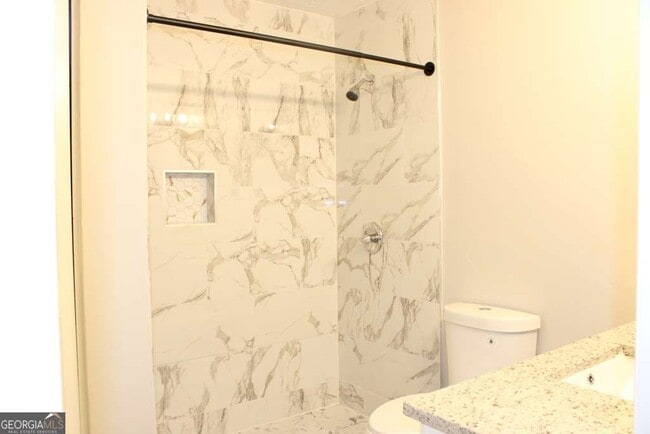 Building Photo - 1010 Mariners Ct