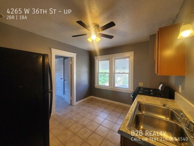 Building Photo - 4265 W 36th St