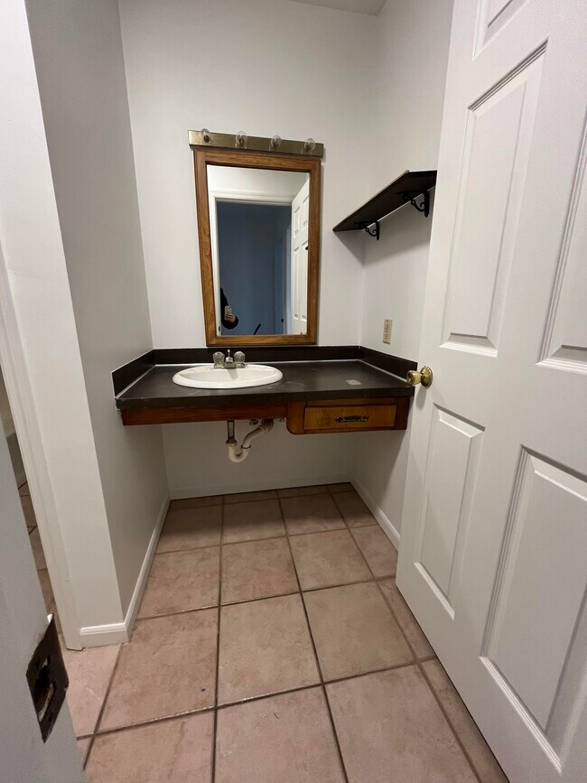 Building Photo - Woodlands