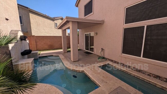 Building Photo - 15550 N Frank Lloyd Wright Blvd