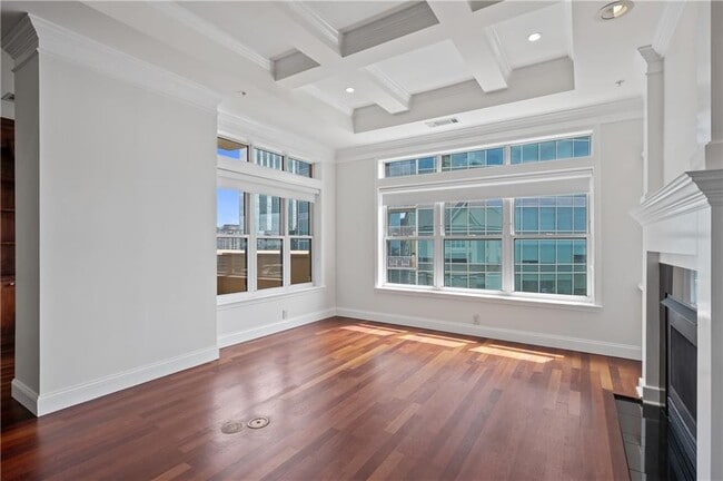 Building Photo - 3334 Peachtree Rd NE