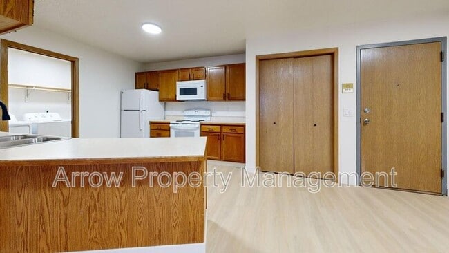 Building Photo - 2141 Xavier St