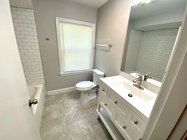 Building Photo - 4118 Browns Ln