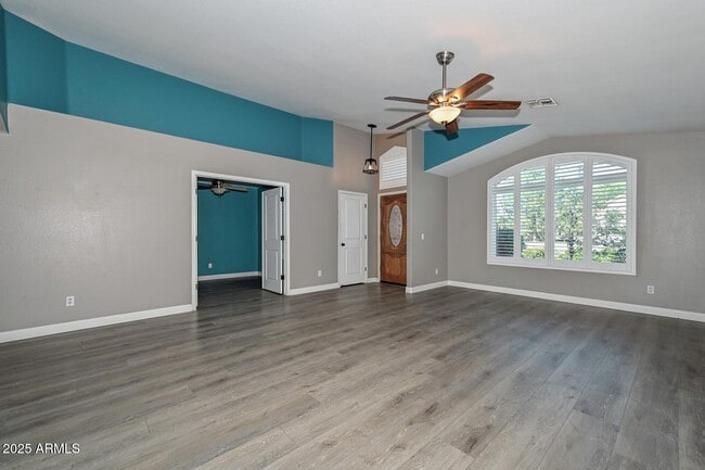 Building Photo - 18203 N 85th Dr