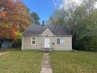 Building Photo - 1860 Huey St