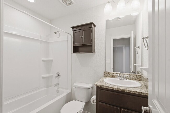Building Photo - 6910 Kate Reed Dr