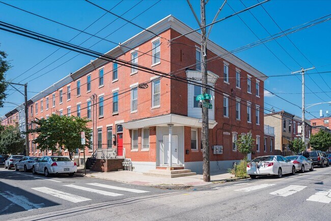 Building Photo - 1400 S 15th St