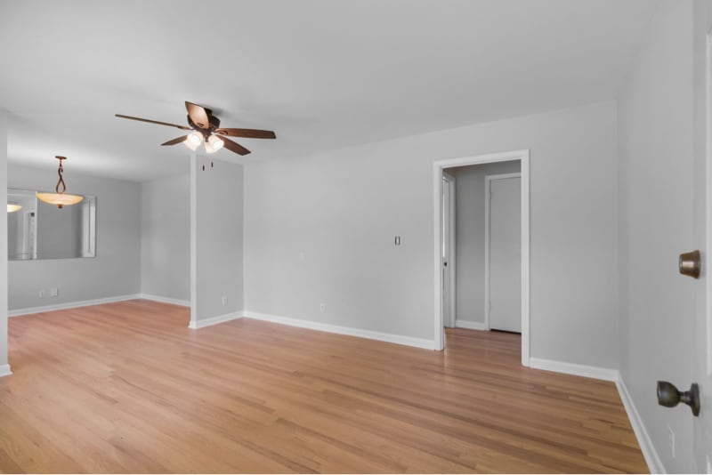 Building Photo - 1407 Leaf Ave