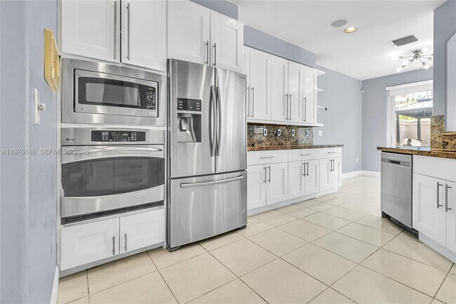 Building Photo - 1547 Mariner Way