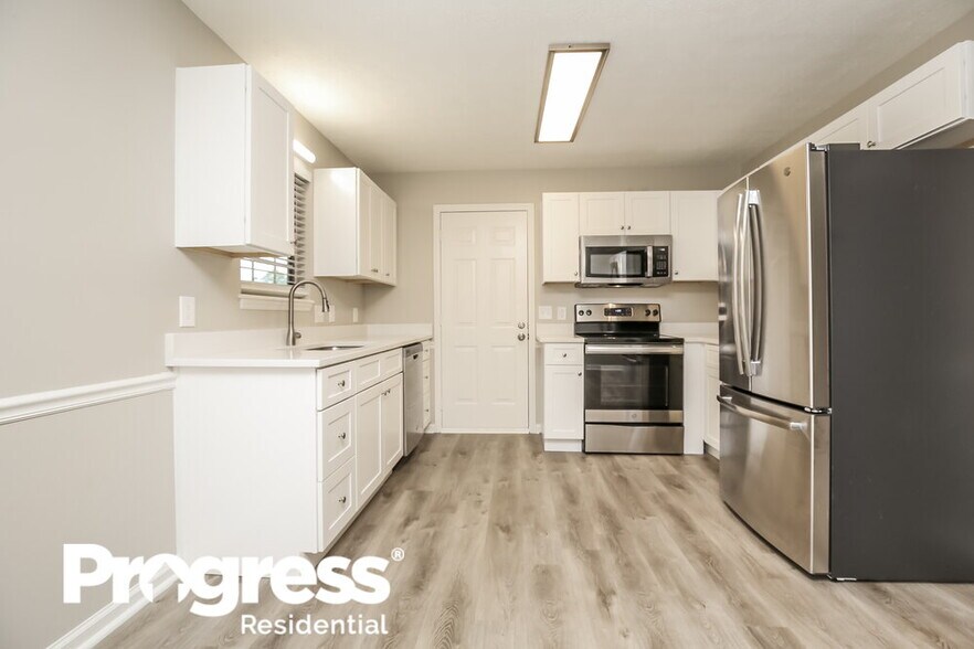 Building Photo - 2525 Tiffany Ct