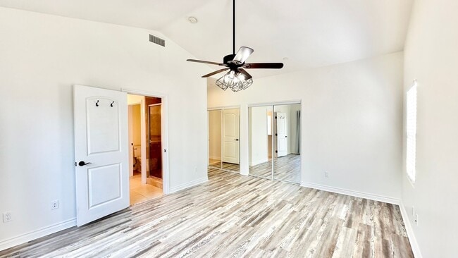 Building Photo - Great Single Story Home Minutes from Everything in Quiet cul-de-sac Street & Neighborhood Locatio...