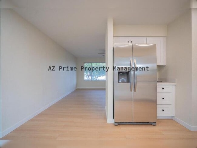 Building Photo - 3142 N 78th Dr