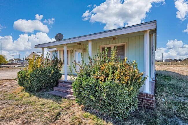 Building Photo - 3519 N Northstar Ave