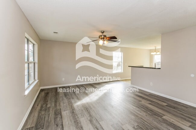 Building Photo - 104 Creek Way Ln
