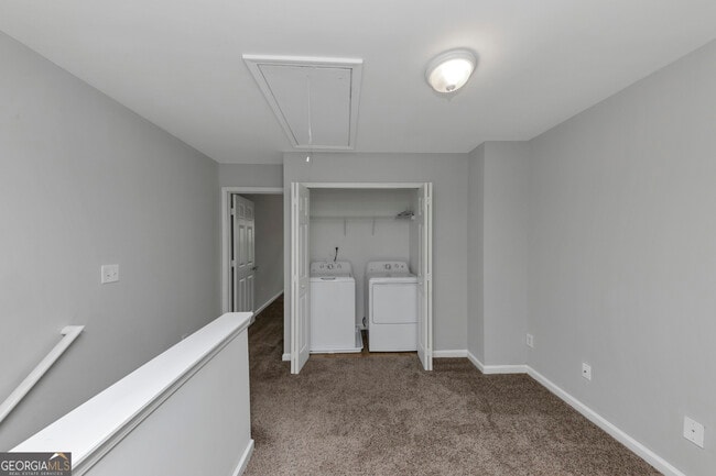 Building Photo - 735 Crestwell Cir