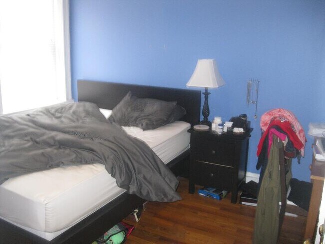 Building Photo - 629 Commonwealth Ave