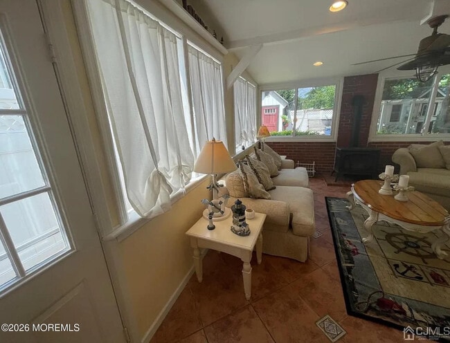 Building Photo - 90 Minnesink Rd