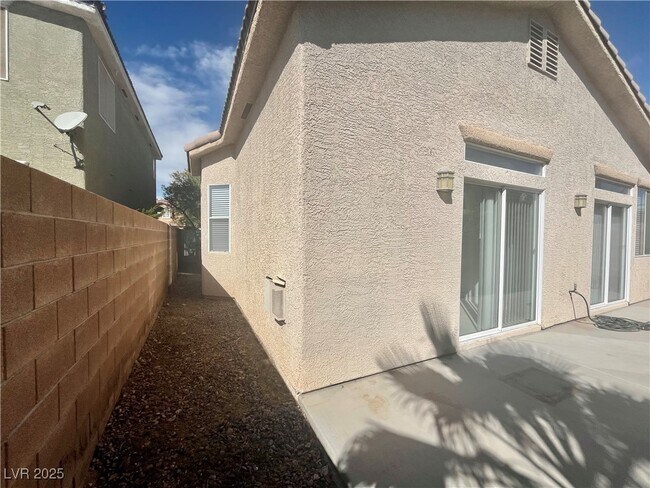 Building Photo - 10748 Tuscan Ct