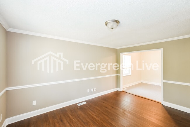 Building Photo - 4022 Sewall Dr SW