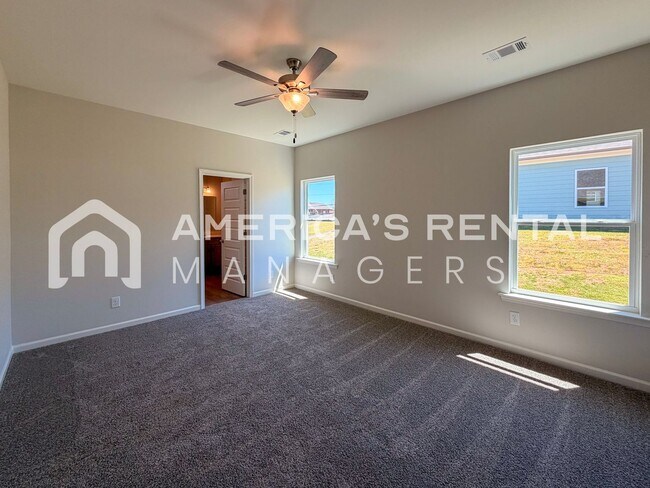 Building Photo - Modern Single Level Living at Havenridge! Sign a 13-month lease by 5/15/2026 and receive a leasin...