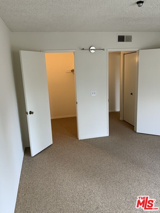 Building Photo - 5109 Raintree Cir