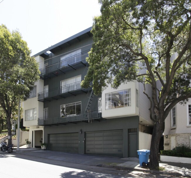 Building Photo - Kitt Apartments