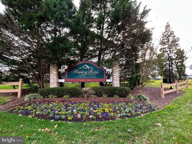 Building Photo - 6934 Hanover Pkwy