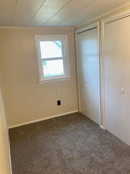 Building Photo - 7020 Laur Rd
