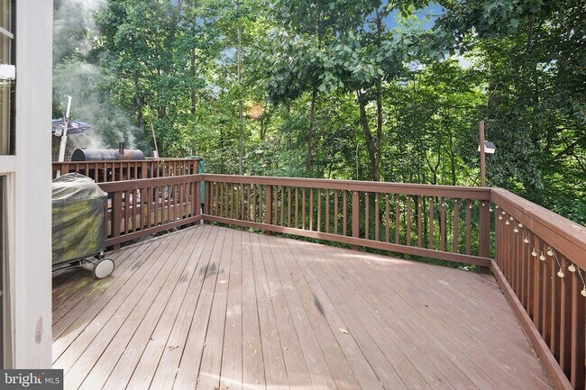 Building Photo - 4888 Ebb Tide Ct