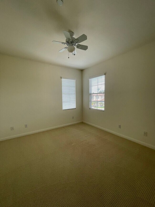 Building Photo - 9707 Deer Trail Dr