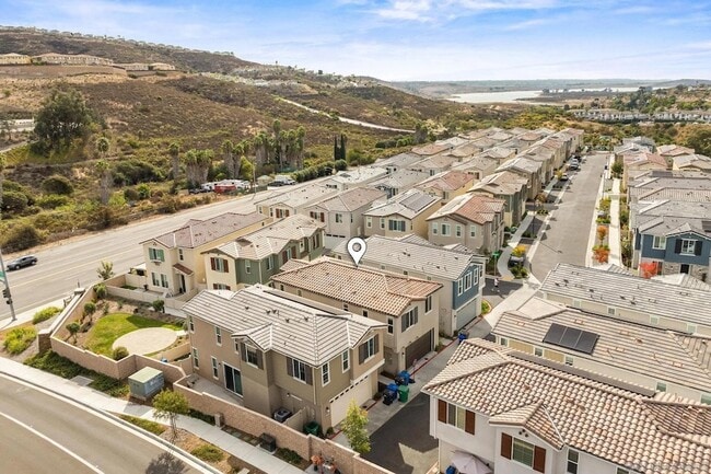 Building Photo - 2612 Babaco St