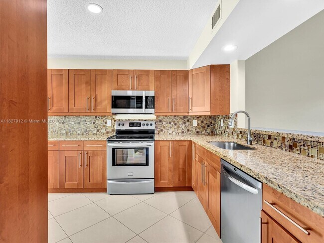 Building Photo - 10323 Hidden Springs Ct